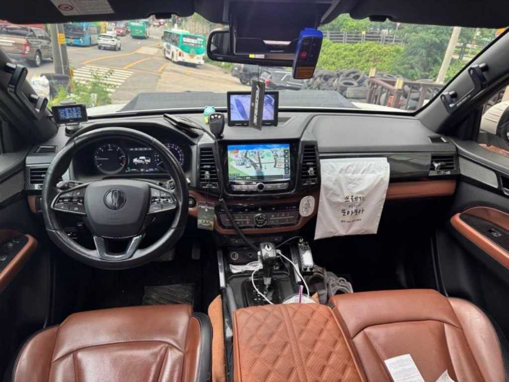 Ssangyong Rexton - Vista 7