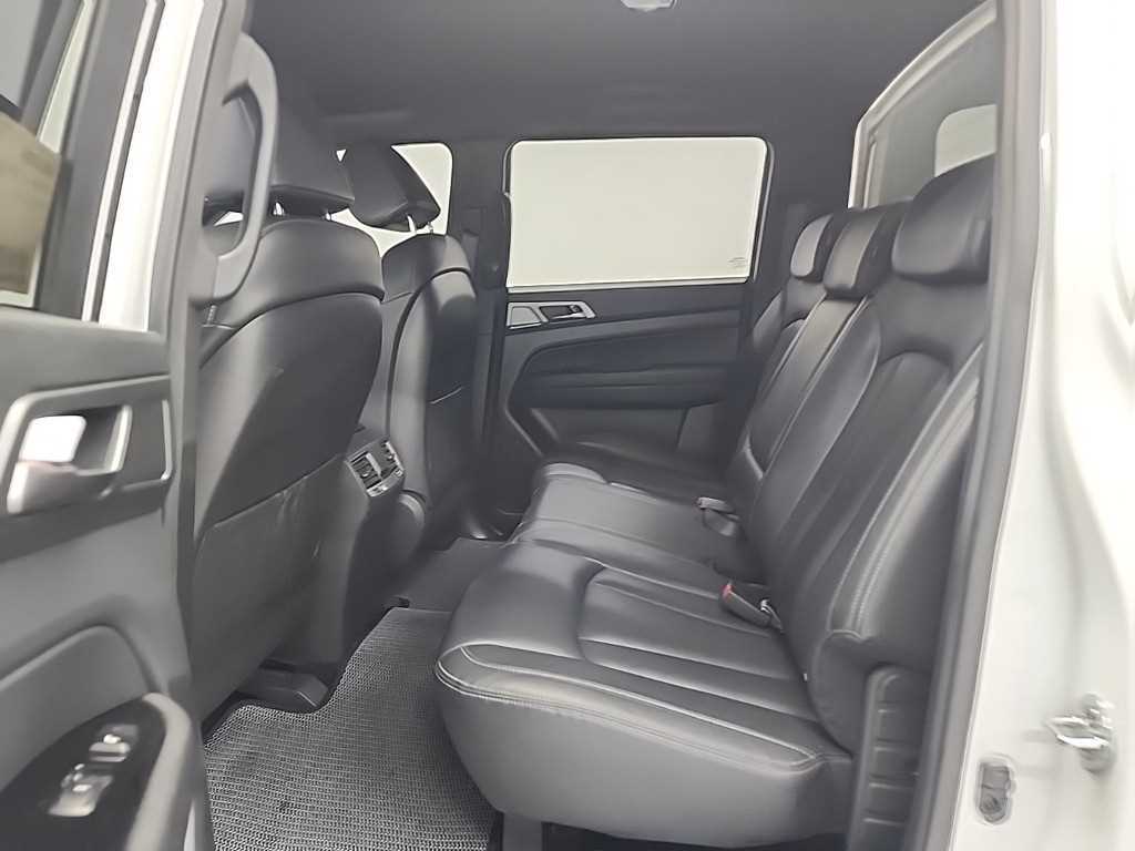 Ssangyong Rexton - Vista 12