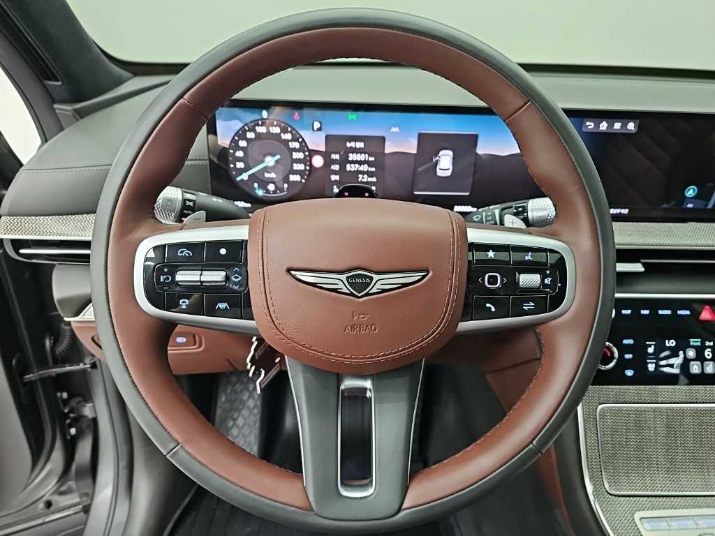 Genesis GV80 - Vista 9