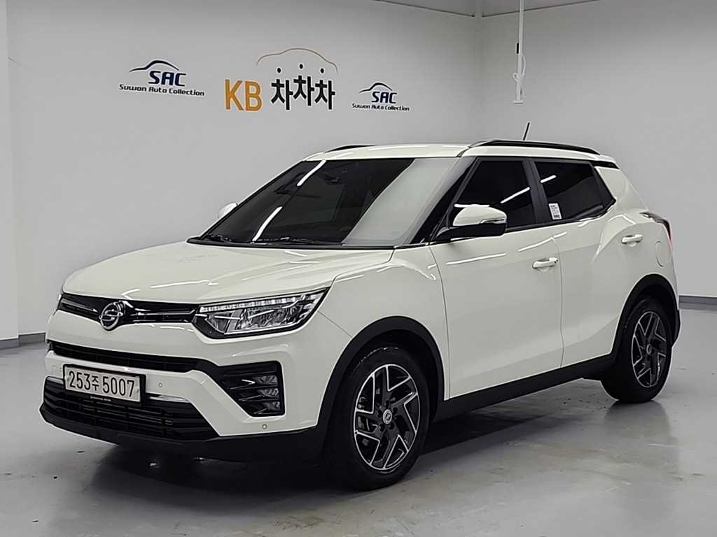 Ssangyong Tivoli 2022 Blanco - Importación desde Corea - HF Imports Iquique - Foto 1