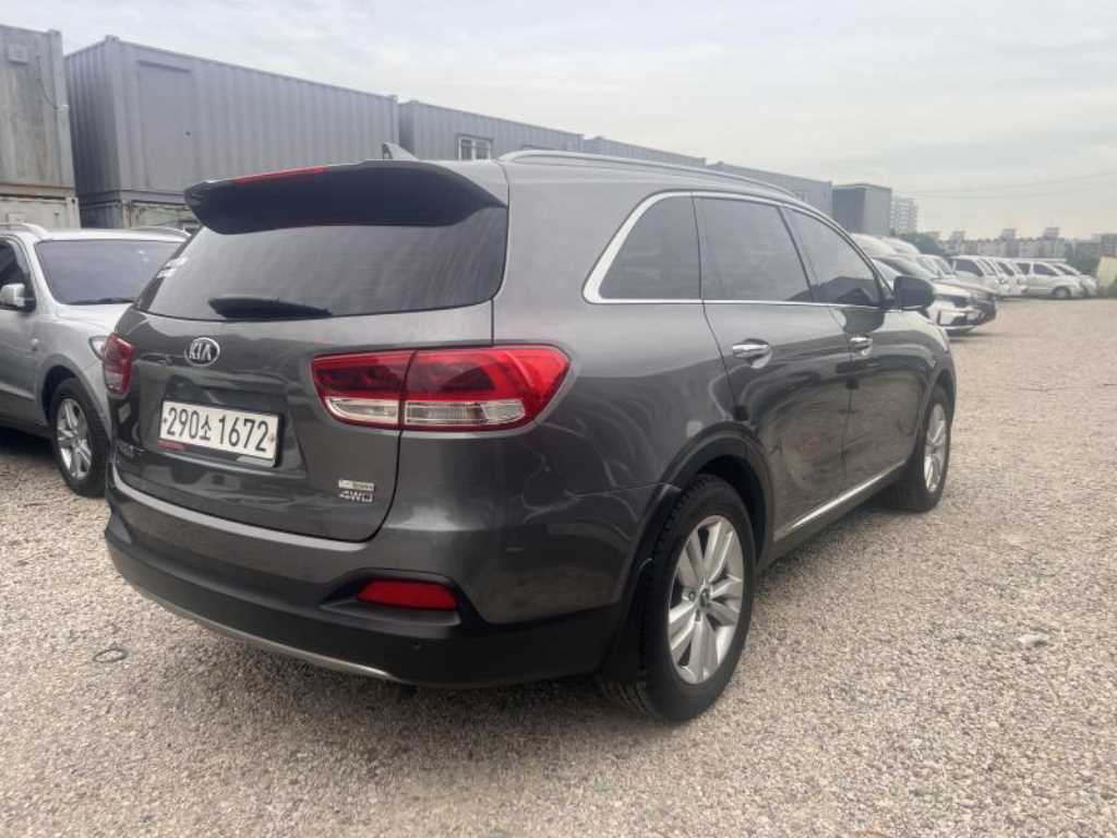 KIA Sorento - Vista 4