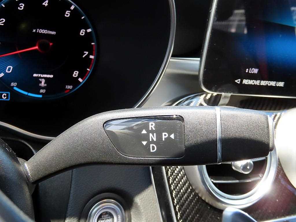 Mercedes Benz GLC Class - Vista 11