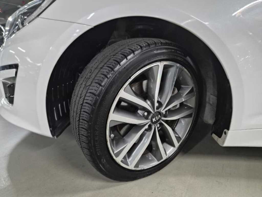 KIA K5 2014 Blanco - Importación desde Corea - HF Imports Iquique - Foto 20