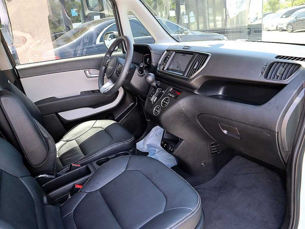 KIA Ray - Vista 5