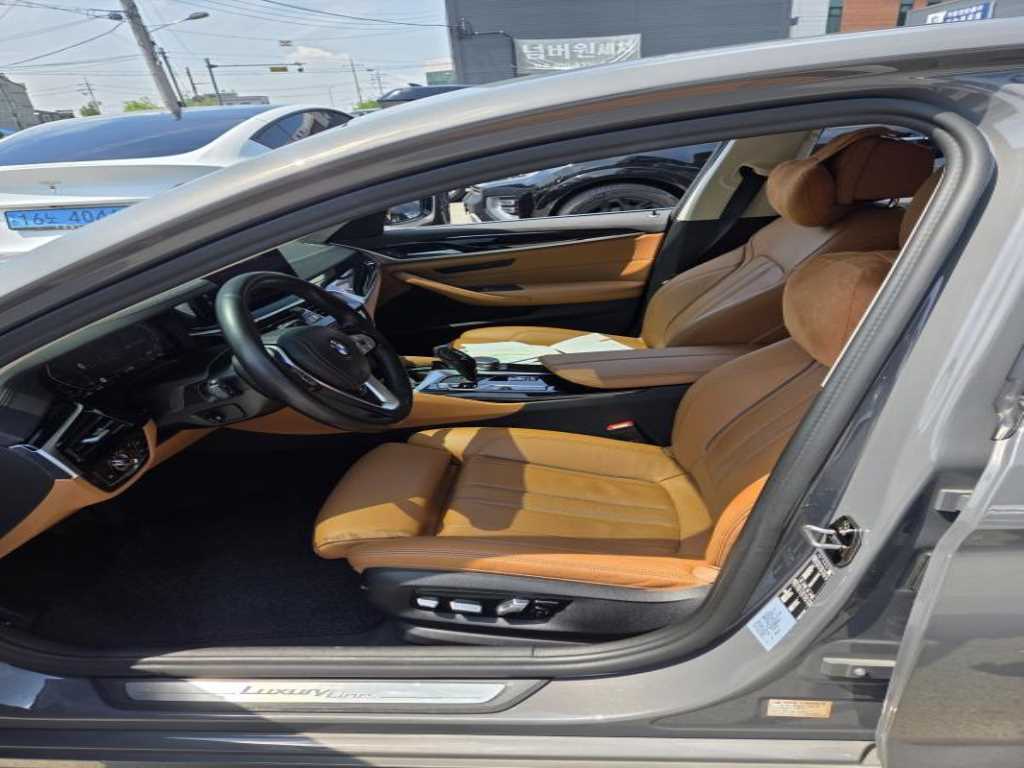 BMW 5 Series - Vista 4