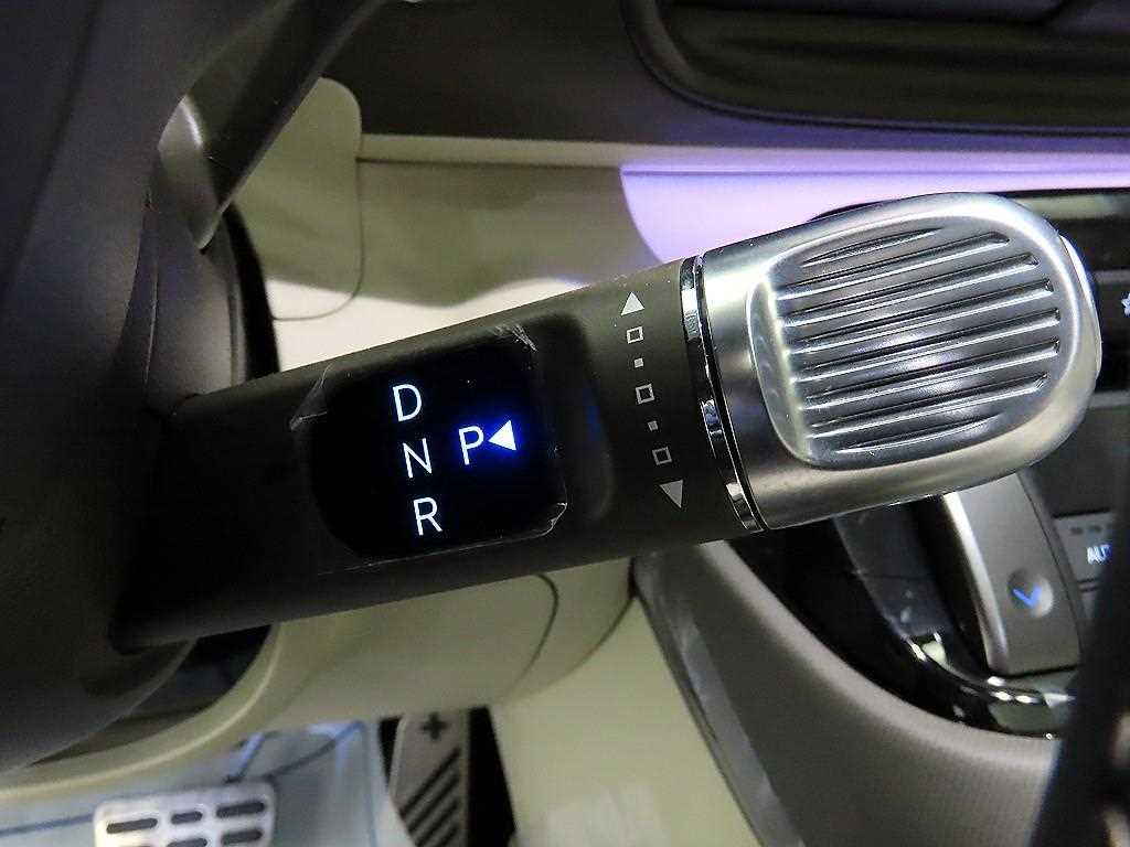 HYUNDAI Casper - Vista 12