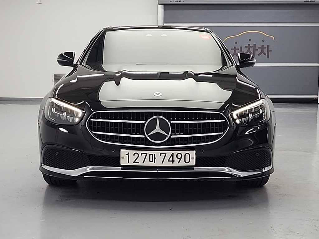 Mercedes Benz E class - Vista 2