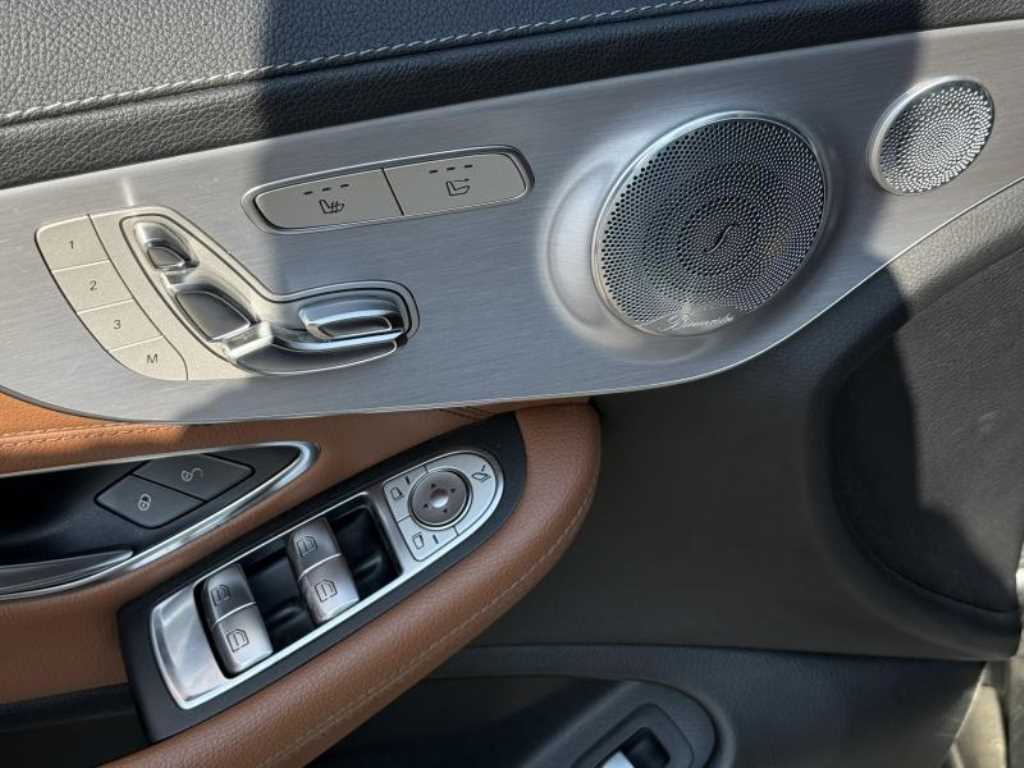 Mercedes Benz C Class 2019 Gris - Importación desde Corea - HF Imports Iquique - Foto 14