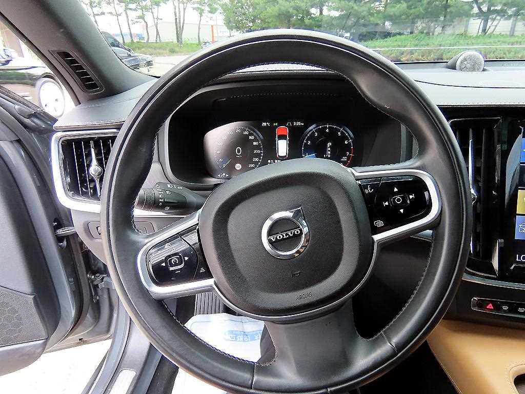 Volvo V90 - Vista 8