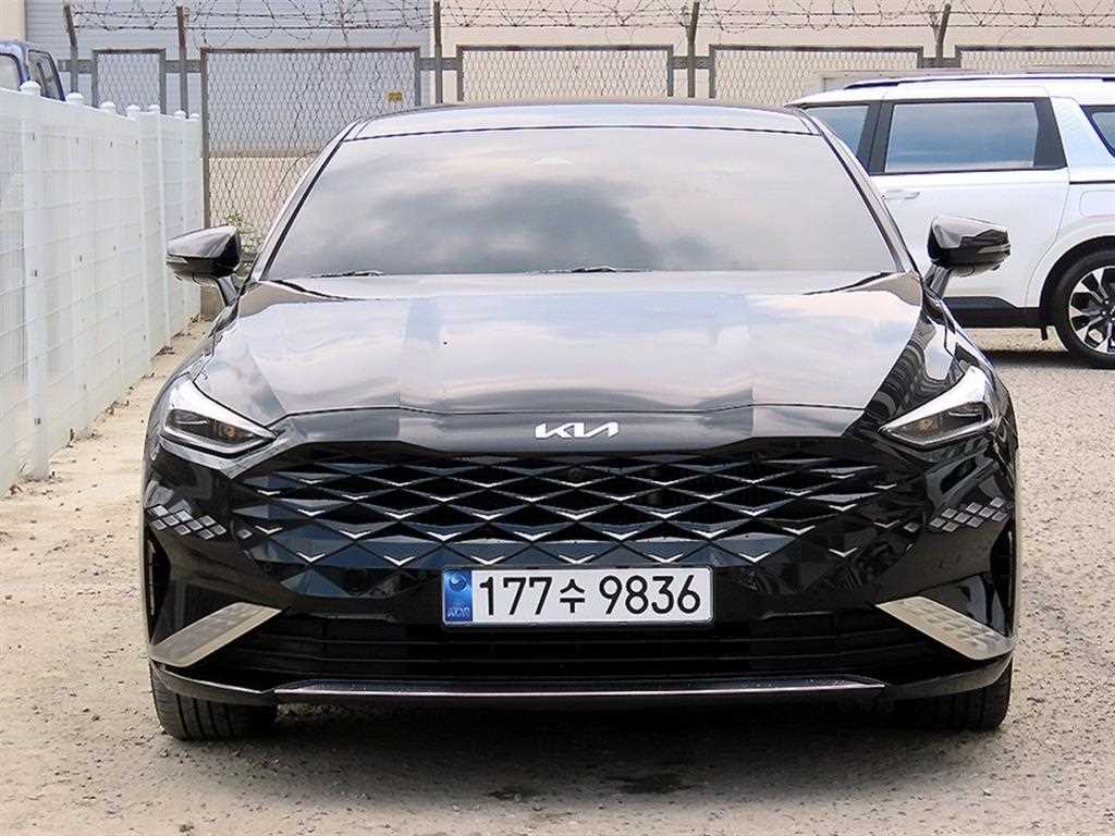 KIA K8 - Vista 2