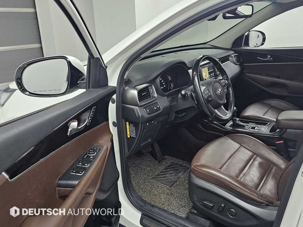 KIA Sorento - Vista 11