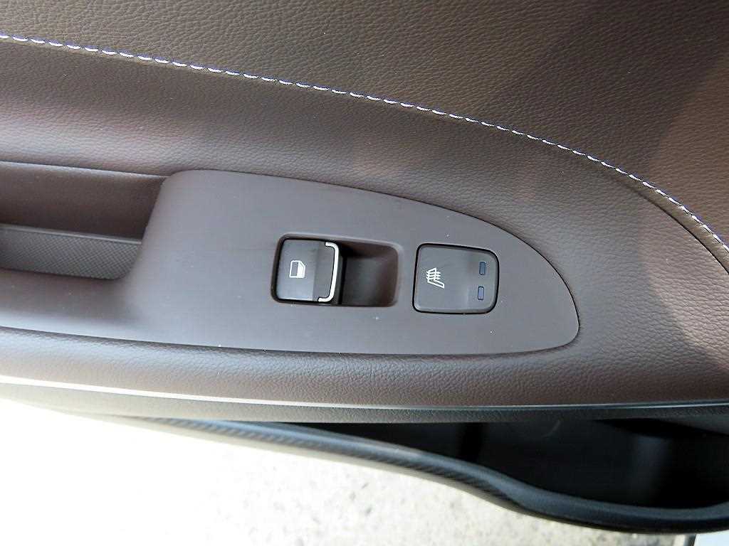 HYUNDAI Grandeur 2018 Blanco - Importación desde Corea - HF Imports Iquique - Foto 17
