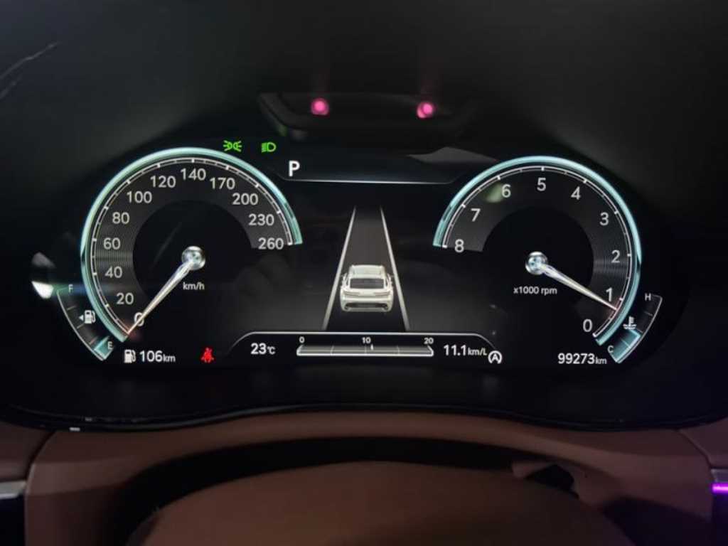 Genesis GV70 - Vista 9
