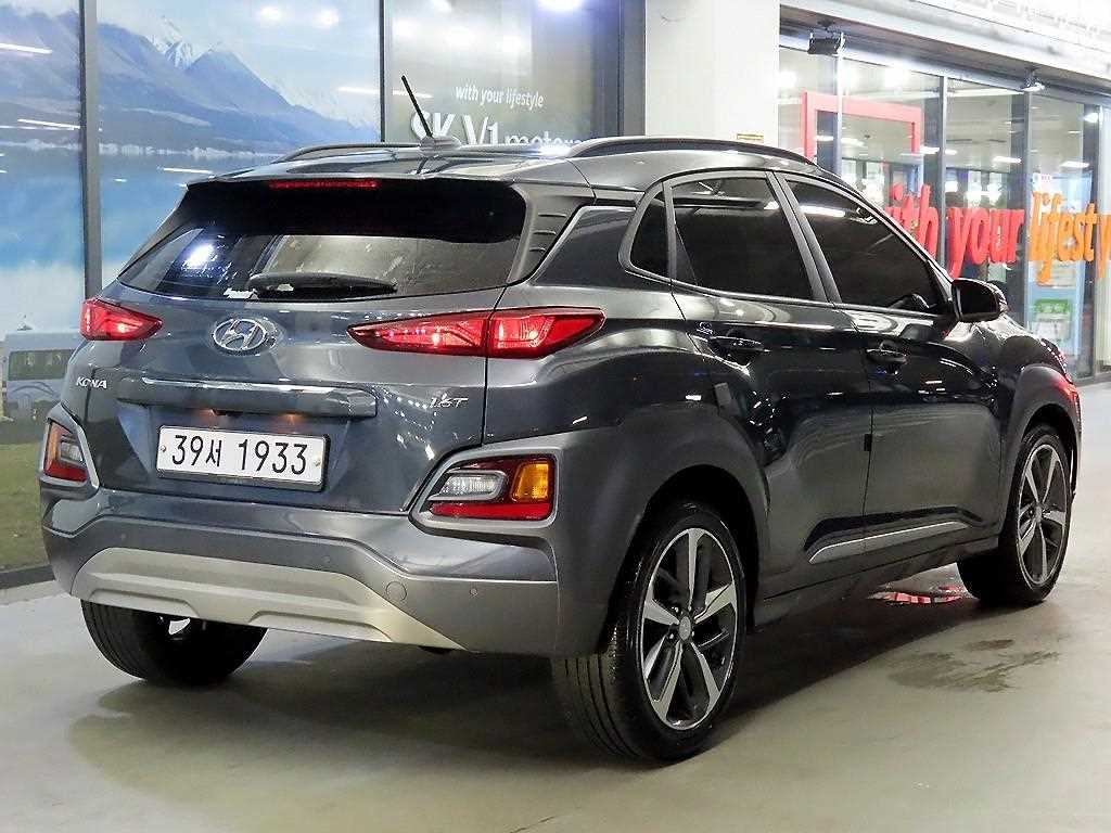 HYUNDAI Kona - Vista 4