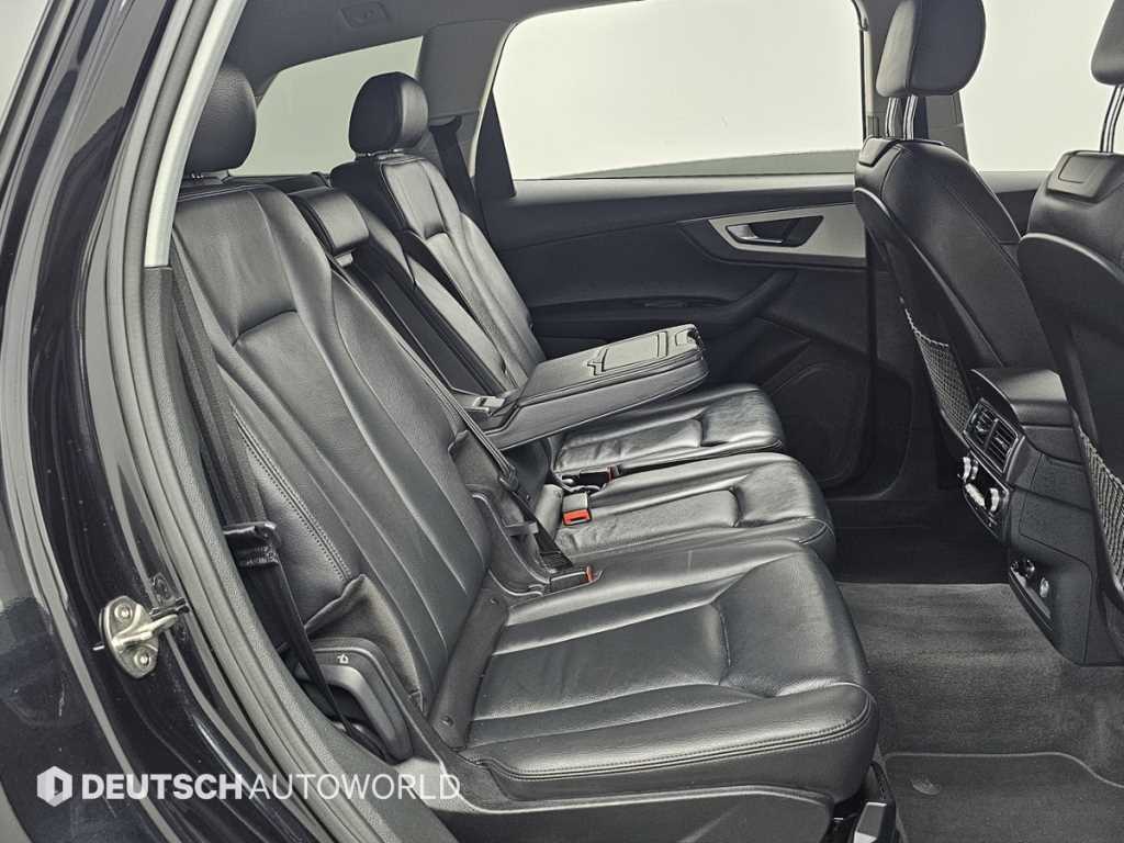 Audi Q7 - Vista 12