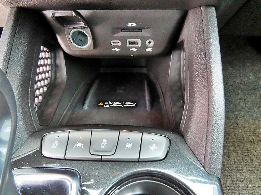 Chevrolet Trail Blazer 2022 Negro - Importación desde Corea - HF Imports Iquique - Foto 13