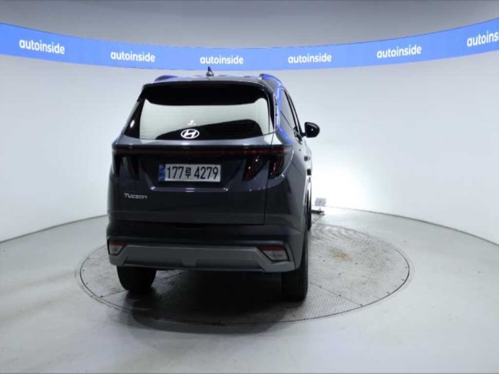 HYUNDAI Tucson - Vista 5