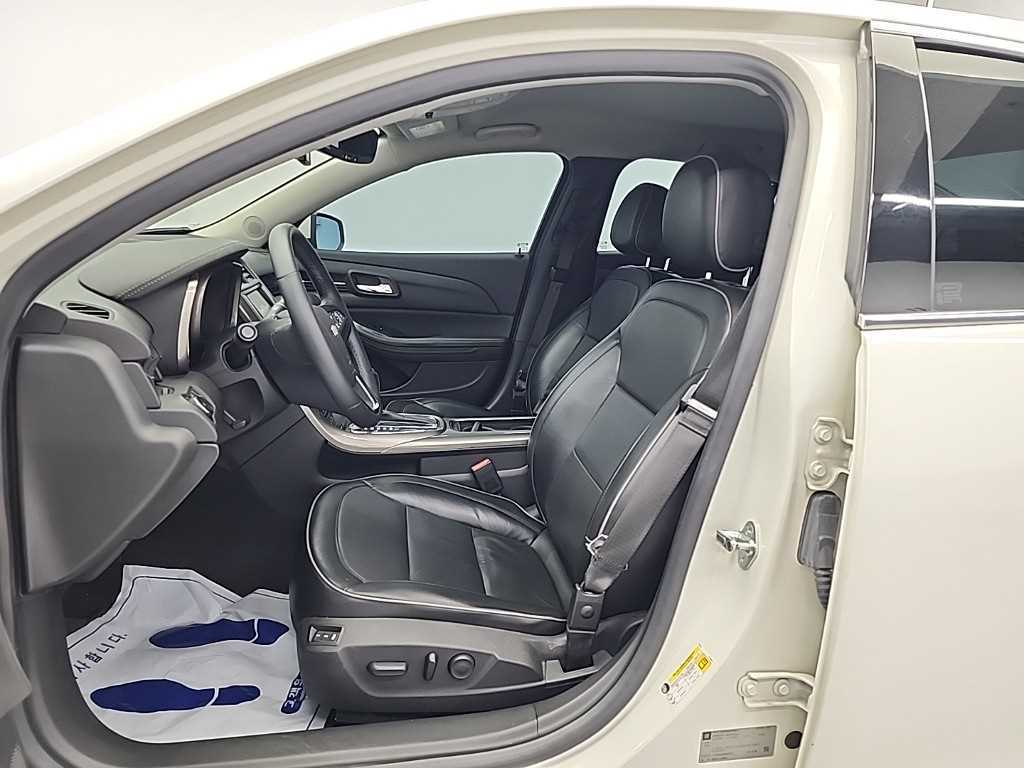 Chevrolet Malibu - Vista 11