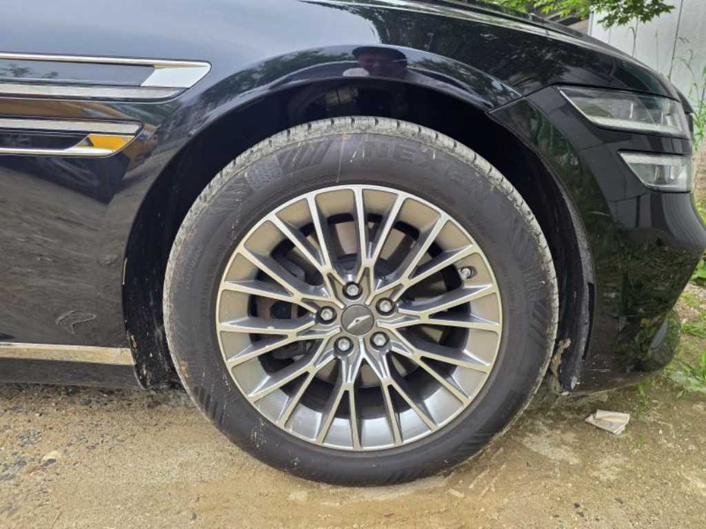 Genesis G80 - Vista 7