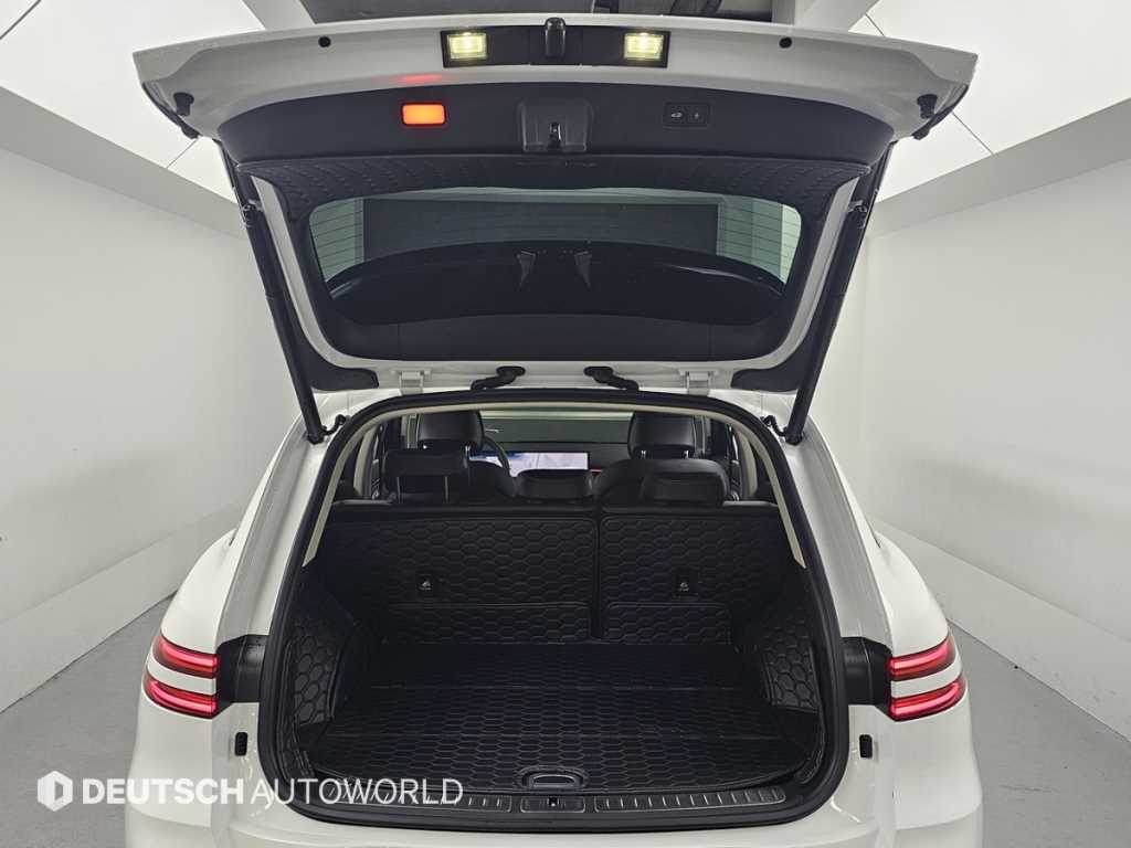 Genesis GV70 2025 Blanco - Importación desde Corea - HF Imports Iquique - Foto 19