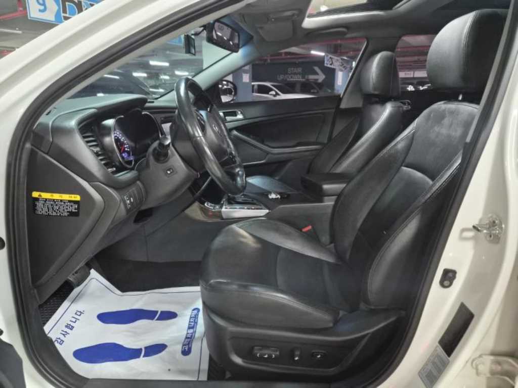 KIA K5 - Vista 5