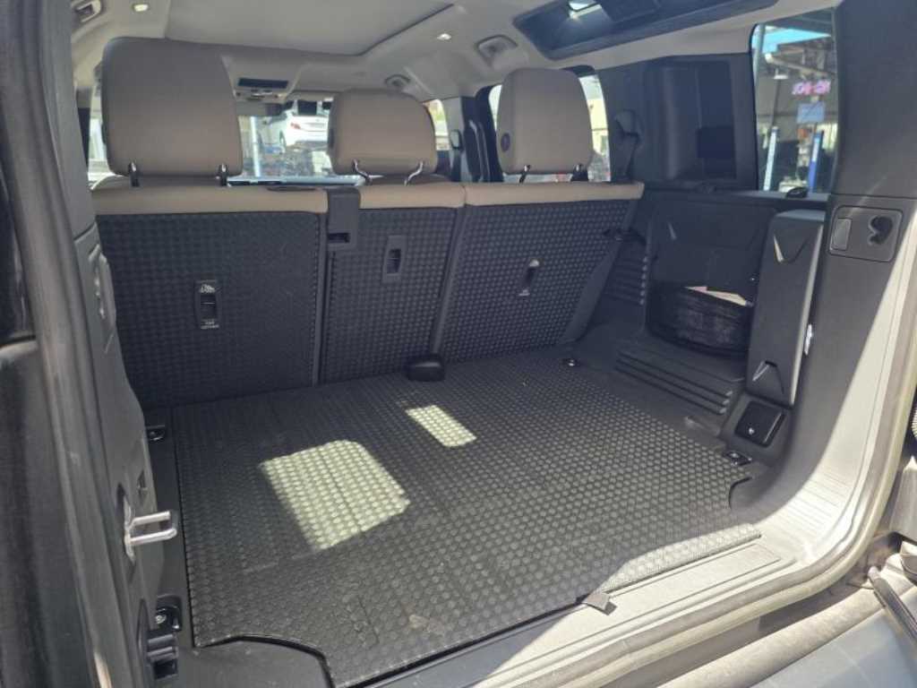 Land Rover Defender 2023 Negro - Importación desde Corea - HF Imports Iquique - Foto 16