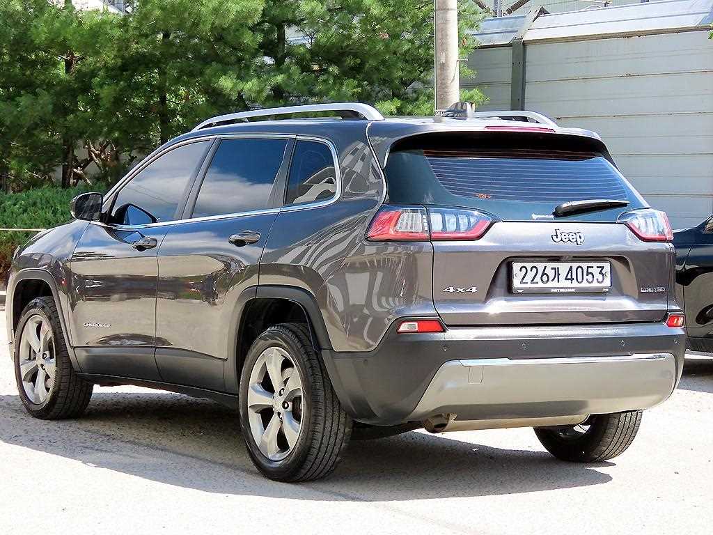 Jeep Cherokee - Vista 3