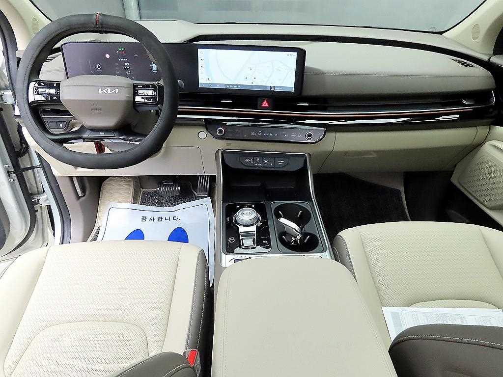 KIA Carnival - Vista 7
