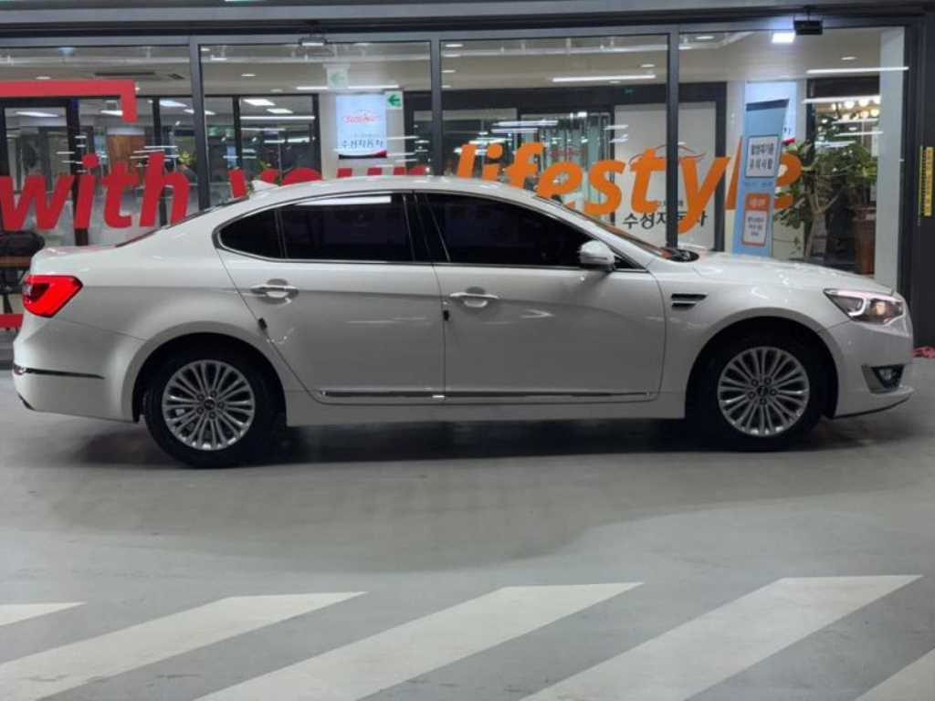 KIA K7 - Vista 4
