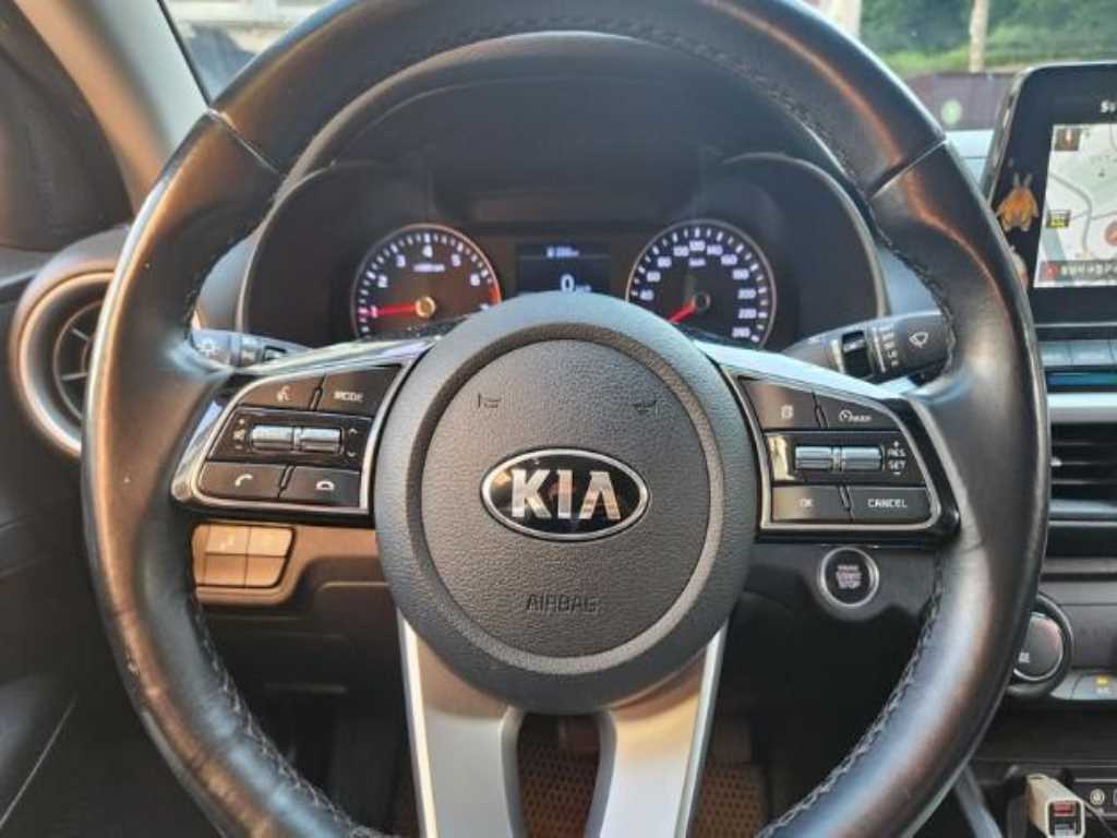 KIA K3 - Vista 4