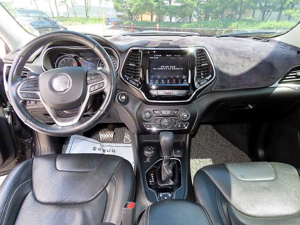 Jeep Cherokee - Vista 7