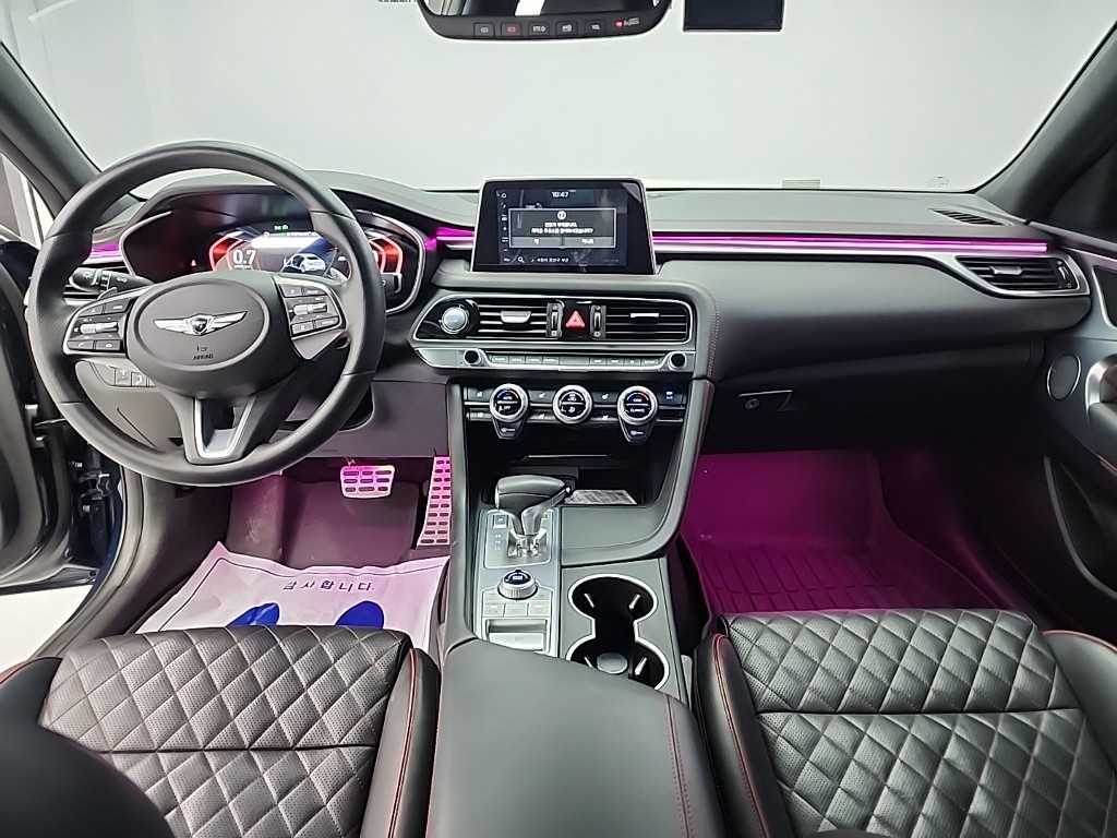 Genesis G70 - Vista 7
