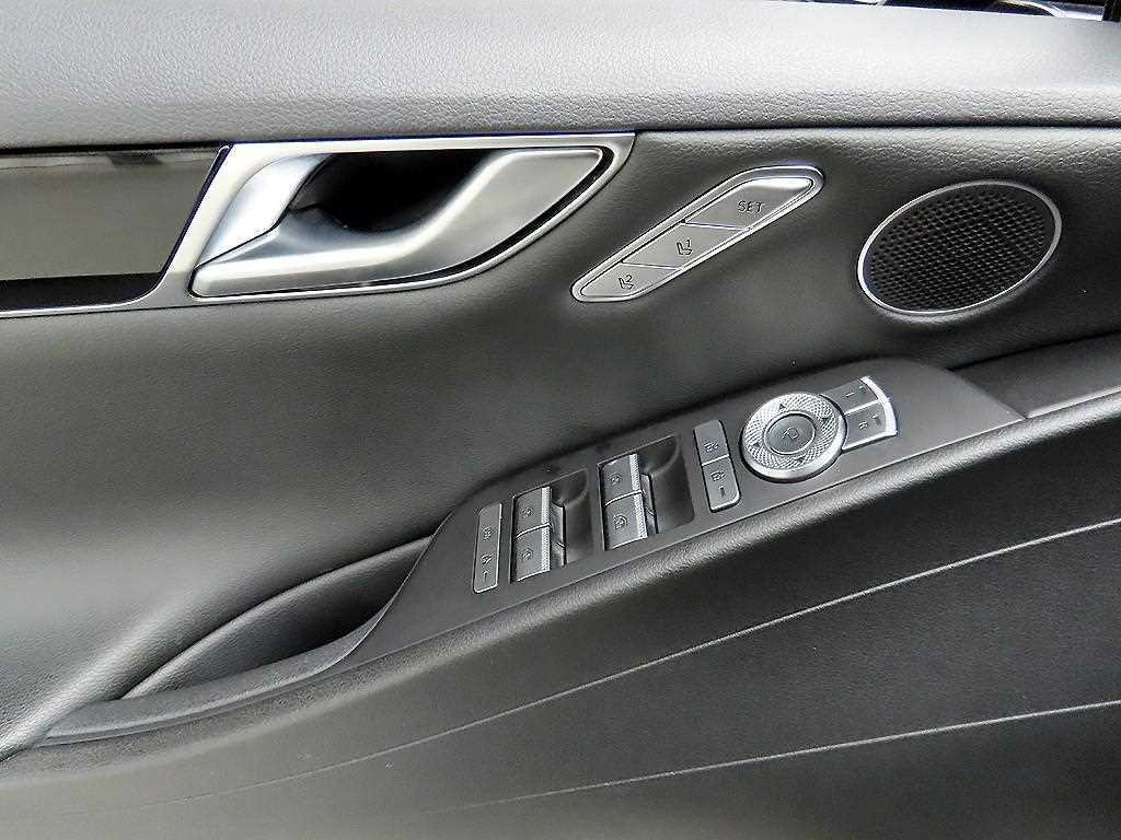 Genesis G80 - Vista 11