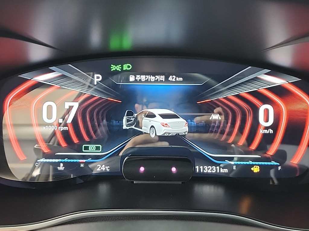 Genesis G70 - Vista 6