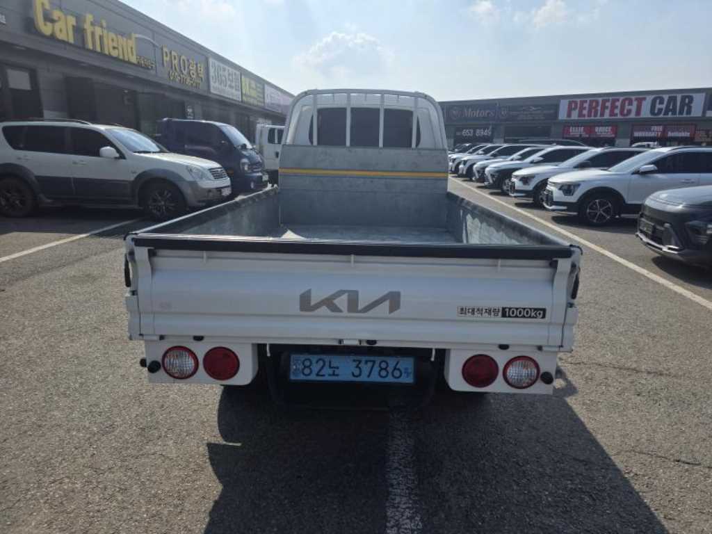 Small Truck Cargo (small) - Vista 5