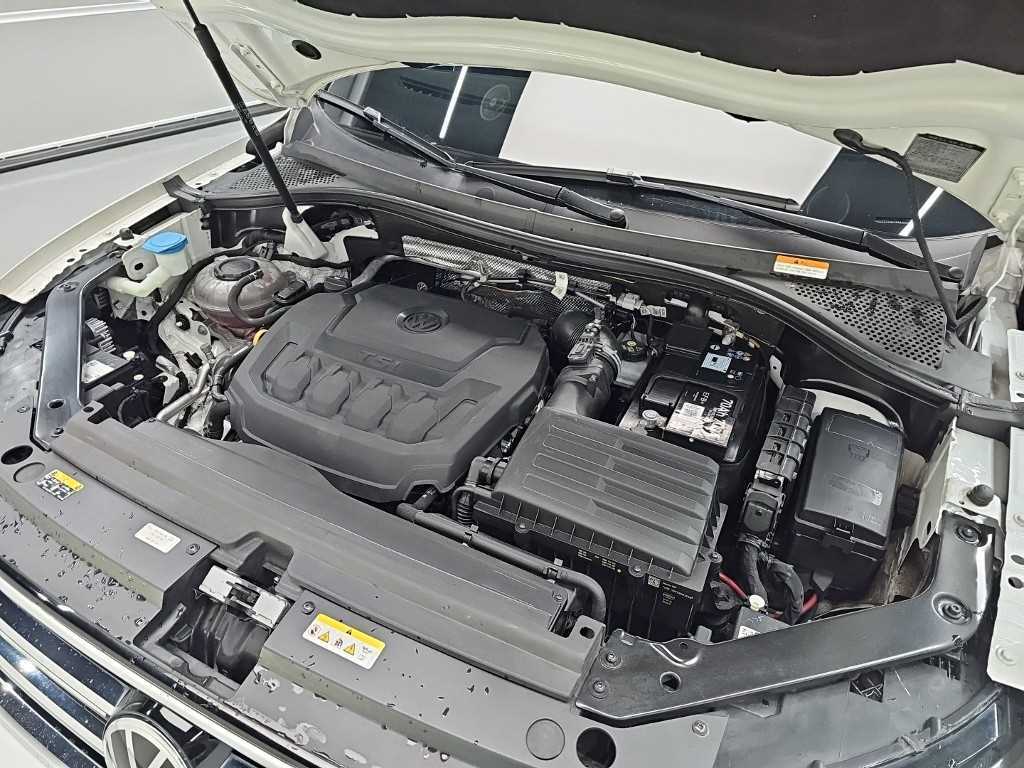 Volkswagen Tiguan - Vista 5