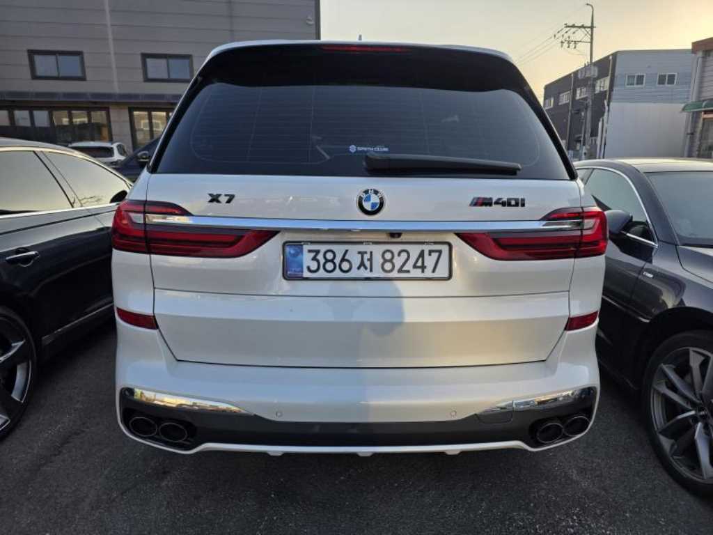 BMW X7 - Vista 4