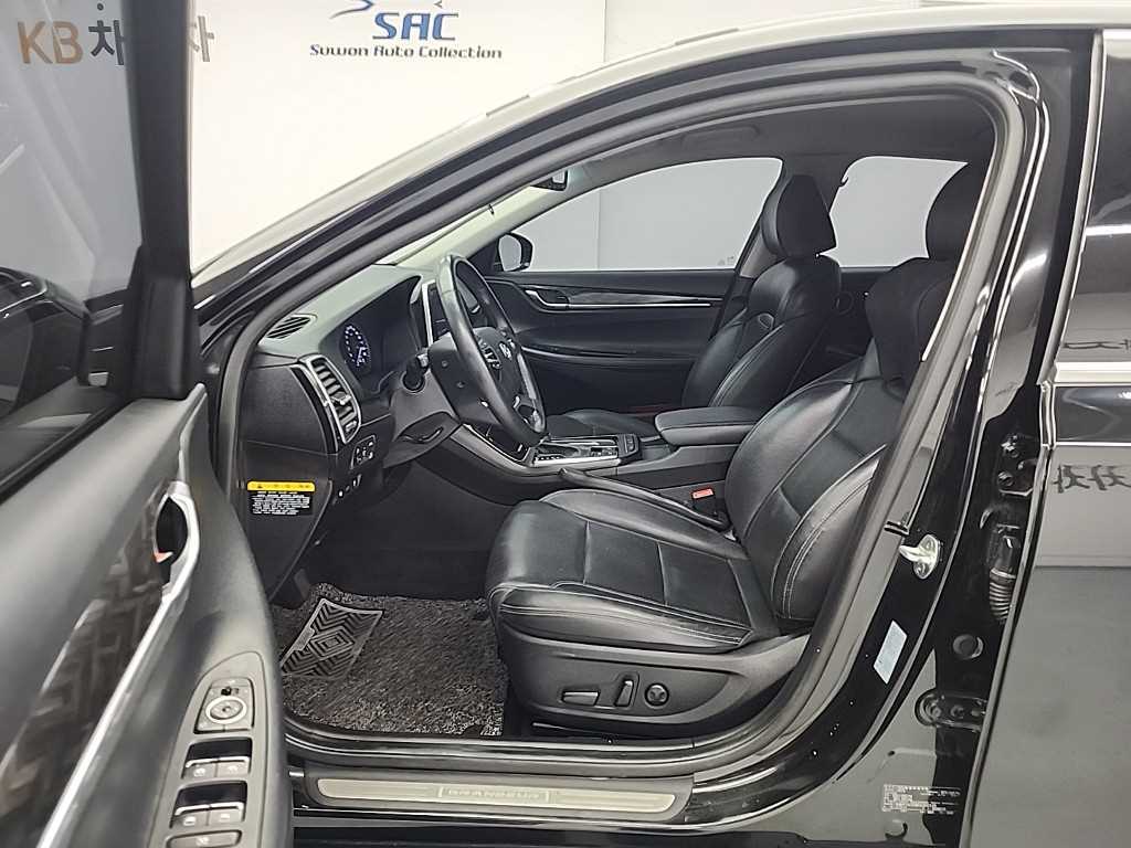HYUNDAI Grandeur - Vista 11