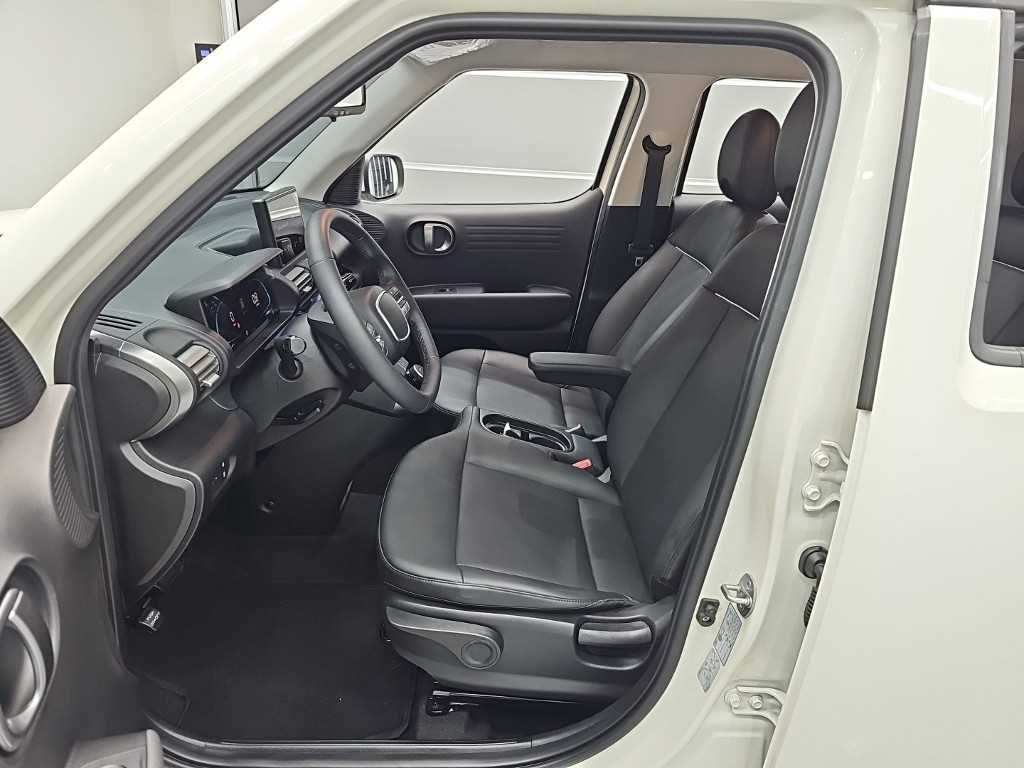 HYUNDAI Casper - Vista 11