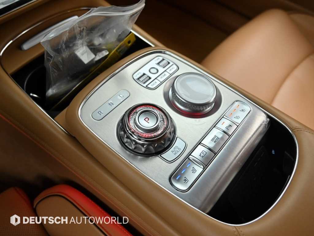 Genesis G90 - Vista 9