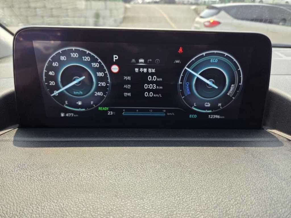 HYUNDAI Staria - Vista 5