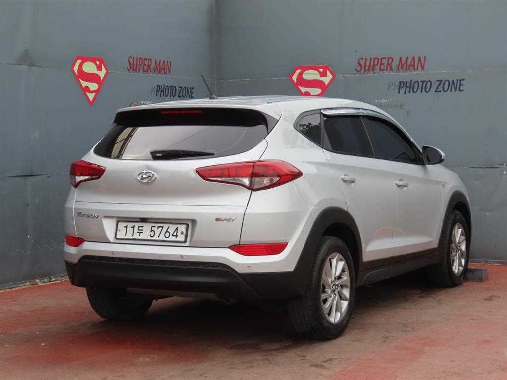 HYUNDAI Tucson - Vista 3