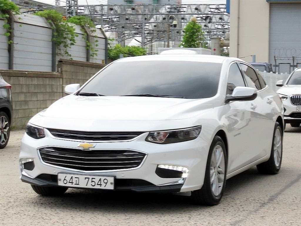 Chevrolet Malibu - Vista 2