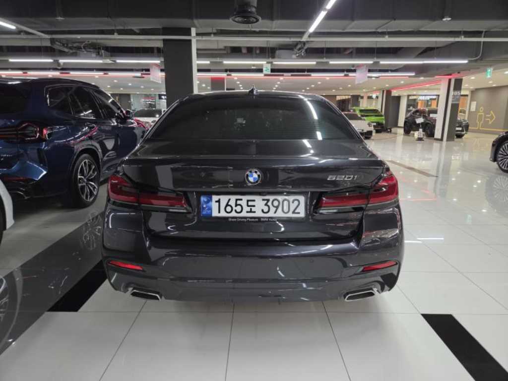 BMW 5 Series - Vista 3