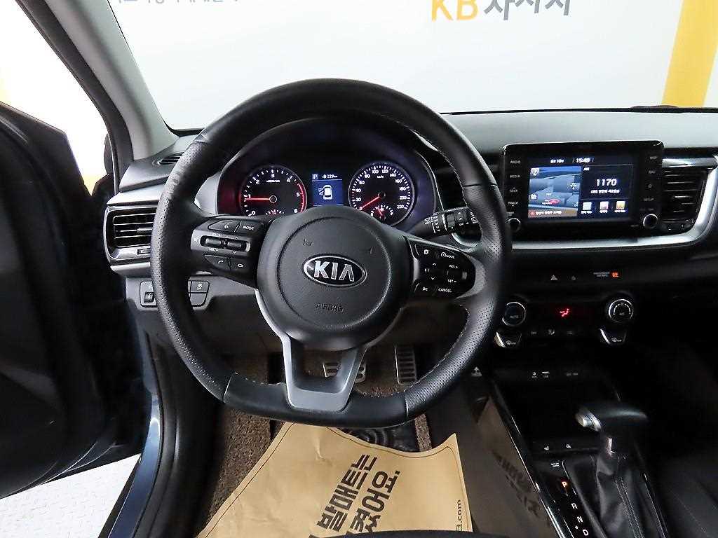 KIA Stonic - Vista 9