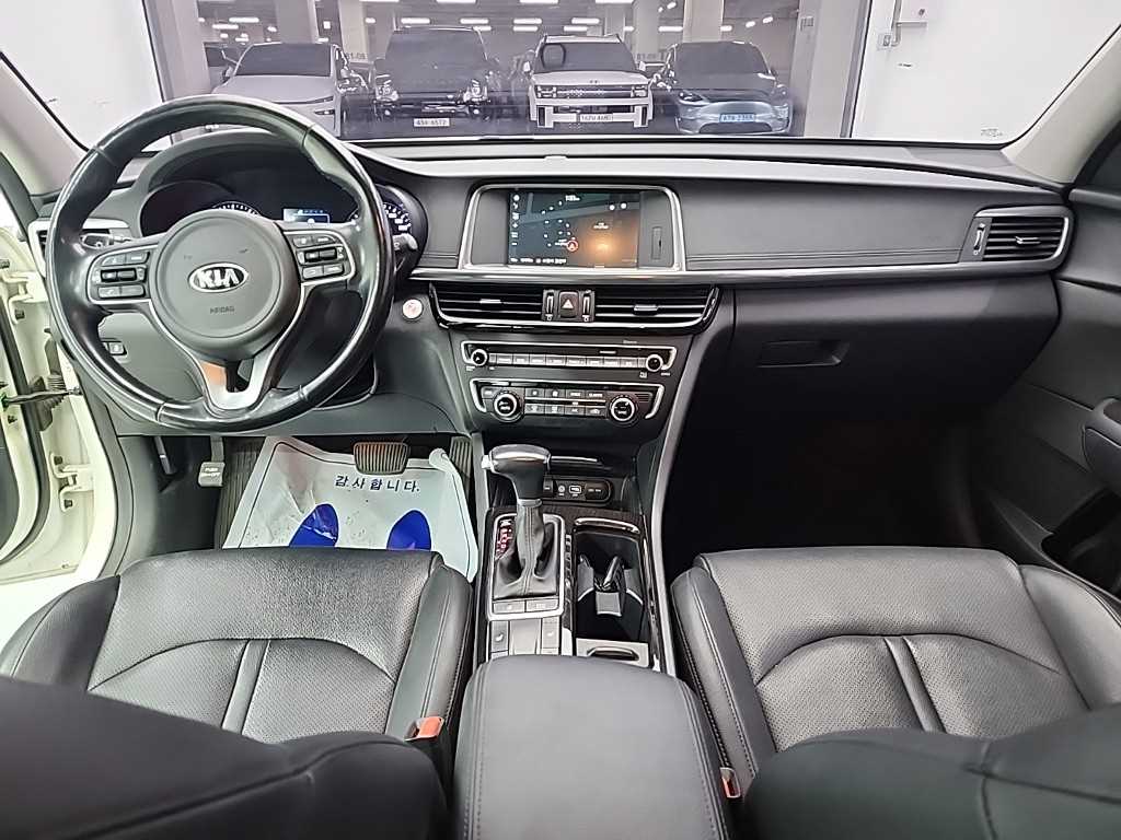 KIA K5 - Vista 7
