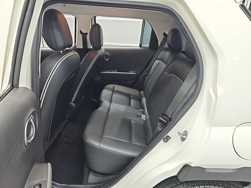 HYUNDAI Casper - Vista 12