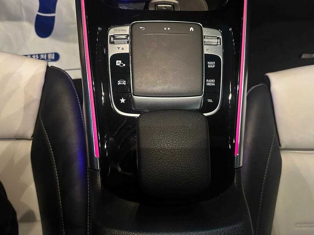 Mercedes Benz GLB Class 2020 Blanco - Importación desde Corea - HF Imports Iquique - Foto 13