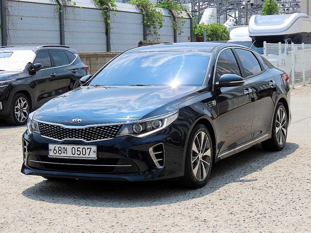 KIA K5 - Vista 2