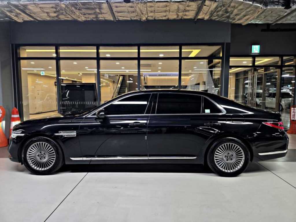 Genesis G90 - Vista 3